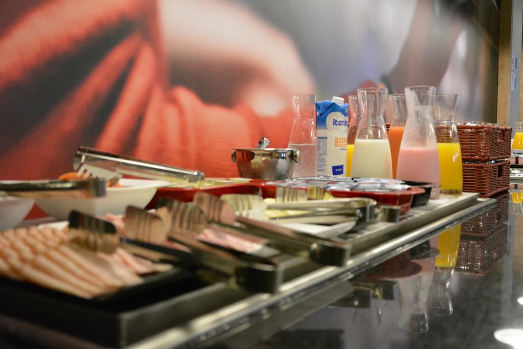 Hotel Ibis Jacareí Zewnętrze zdjęcie