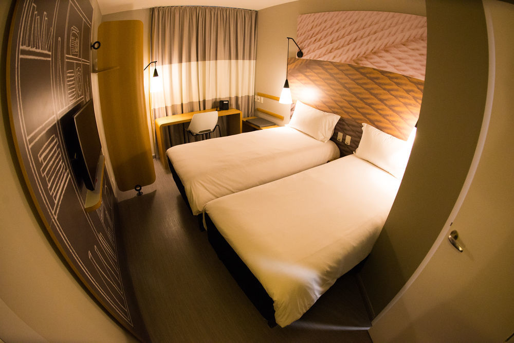 Hotel Ibis Jacareí Zewnętrze zdjęcie